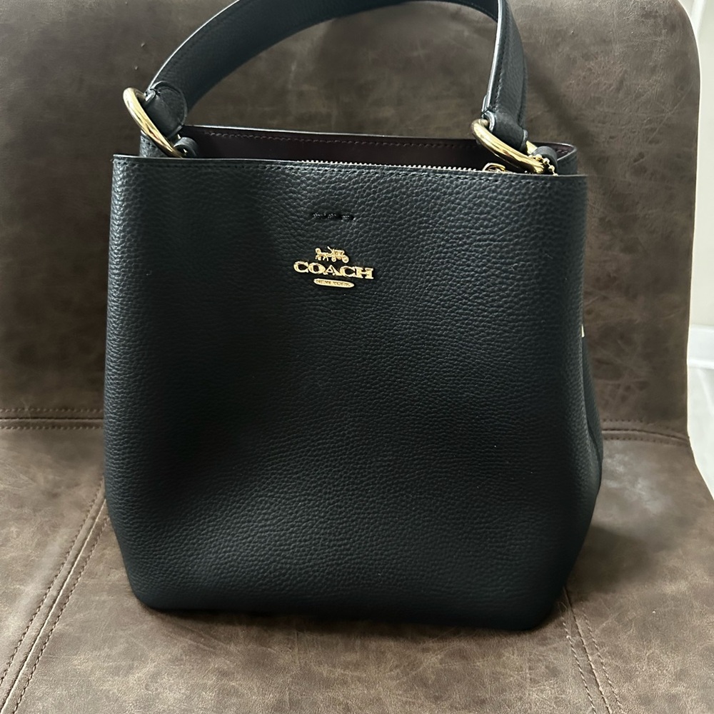 Coach Black Leather Women's Bucket Bag